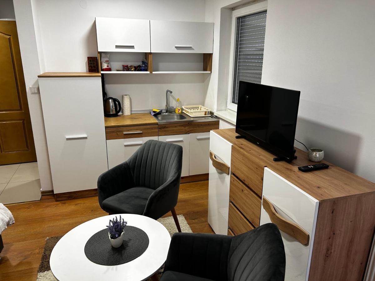 Apartmani Venci Travnik Eksteriør billede